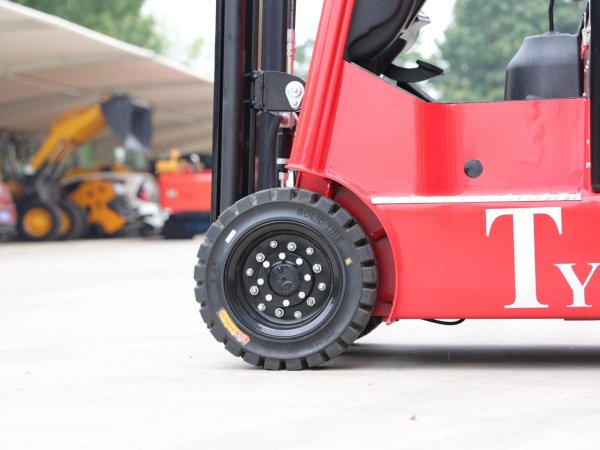 Top Compact & Mini Excavator Diggers- TYPHON Machinery