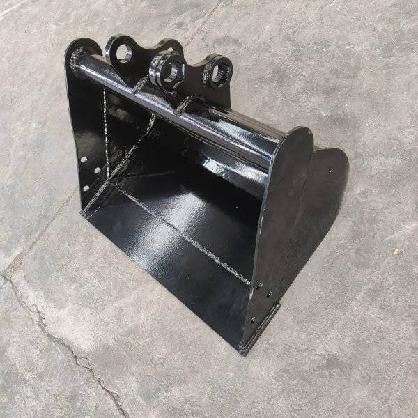 500mm Plain Mud Bucket Attachment for TYPHON Mini Excavators USA - Image 2