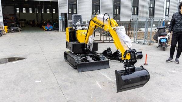 Top Compact & Mini Excavator Diggers- TYPHON Machinery