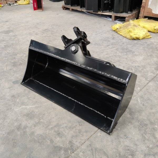 600mm Tilting Bucket: Attachment for TYPHON Mini Excavators USA - Image 2