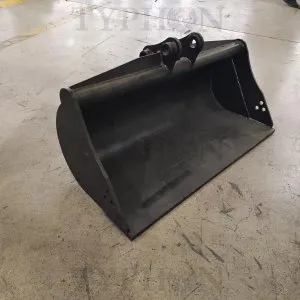 TYPHON 2.5 Ton Mini Excavator Attachment Plain Bucket 800mm 31" Mud Bucket