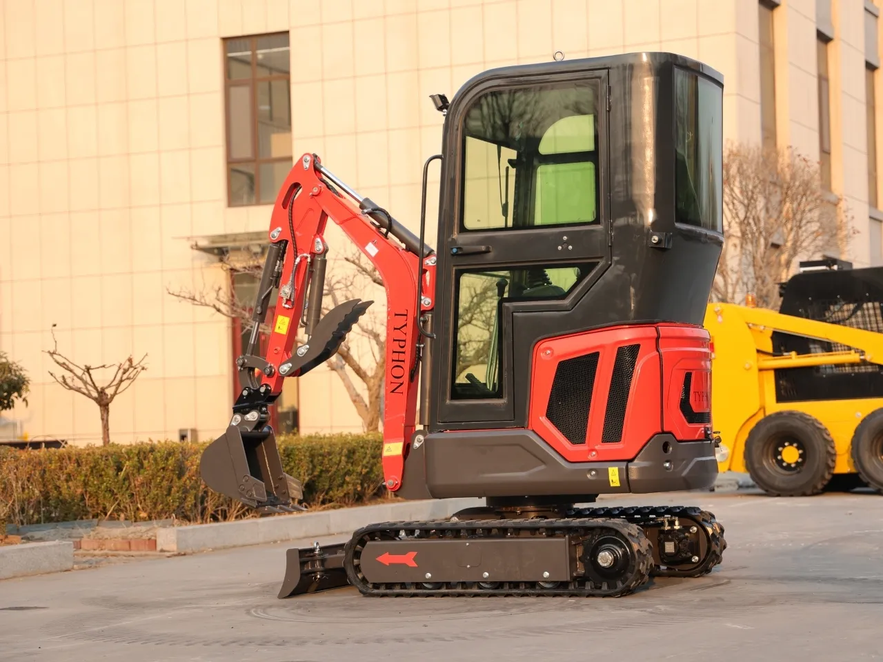 Top Compact & Mini Excavator Diggers- TYPHON Machinery