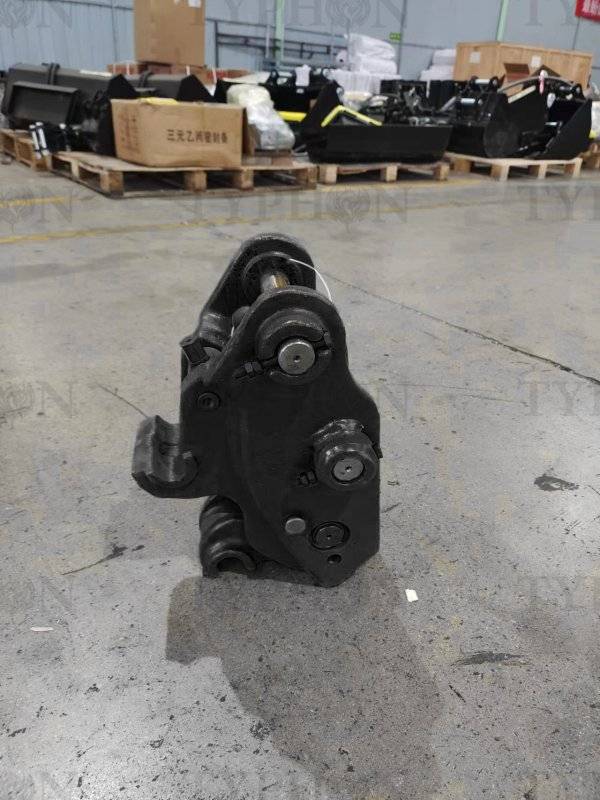 TYPHON 2.5 Ton Mini Excavator Attachment Mechanical Quick Hitch Quick Coupler - Image 6