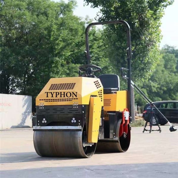 Top Compact & Mini Excavator Diggers- TYPHON Machinery