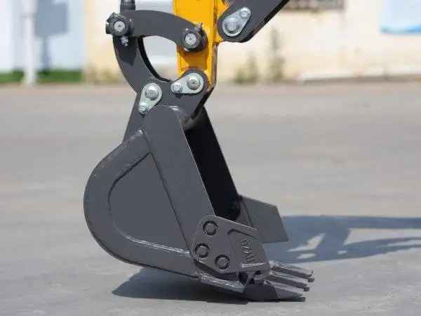 TYPHON TERROR XIX STORM Mini Excavator – 1.8 Ton Trench Digger with Boom Swing, Canopy - Image 5