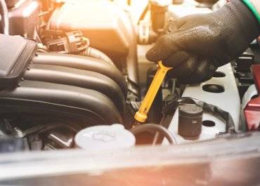 Wheel loader maintenance