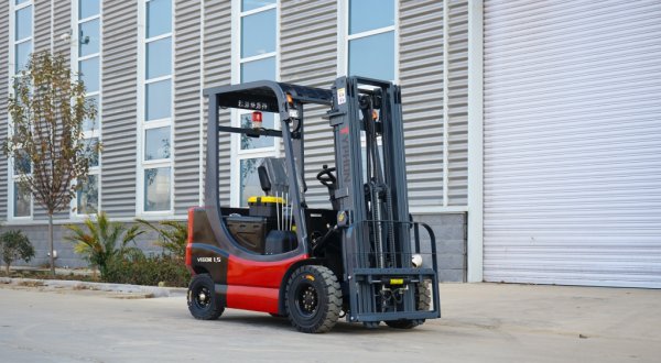 New 2025 TYPHON VIGOR 1.5 Electric Forklift 1.5 Ton Lifter Lift Truck Jitney Hi-Lo - Image 7