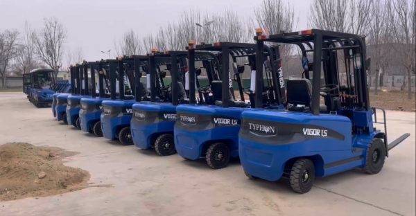 New 2025 TYPHON VIGOR 2 Blue Electric Forklift 2 Ton Lifter Lift Truck Jitney - Image 3