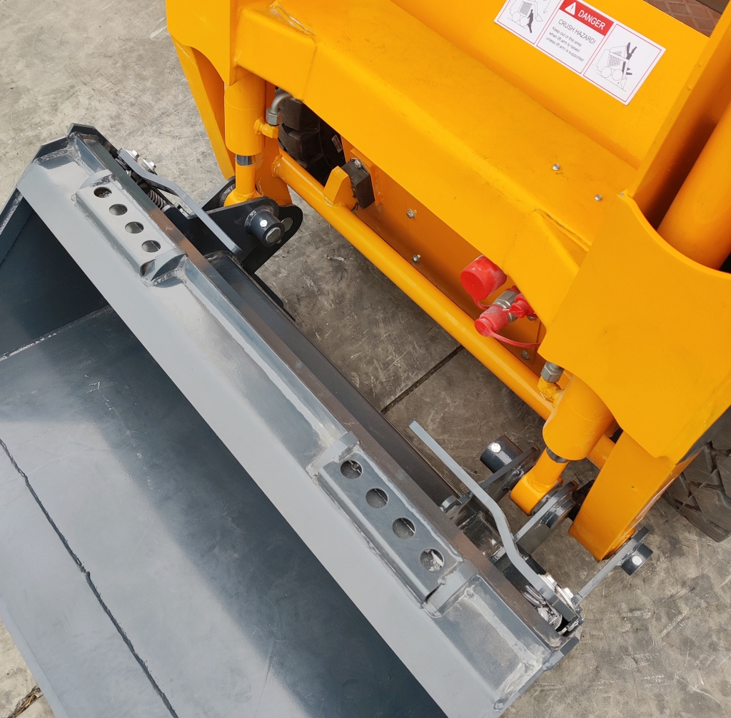 Top Compact & Mini Excavator Diggers- TYPHON Machinery Brand New TYPHON STOMP Mini Skid Steer