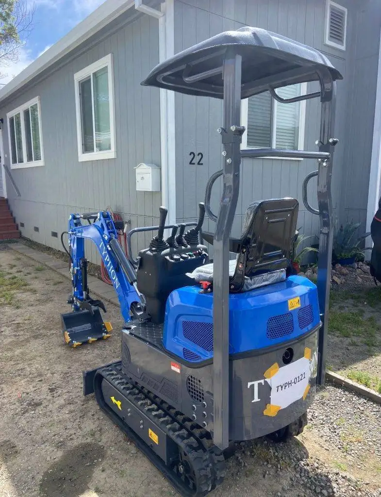 TYPHON Mini Excavator