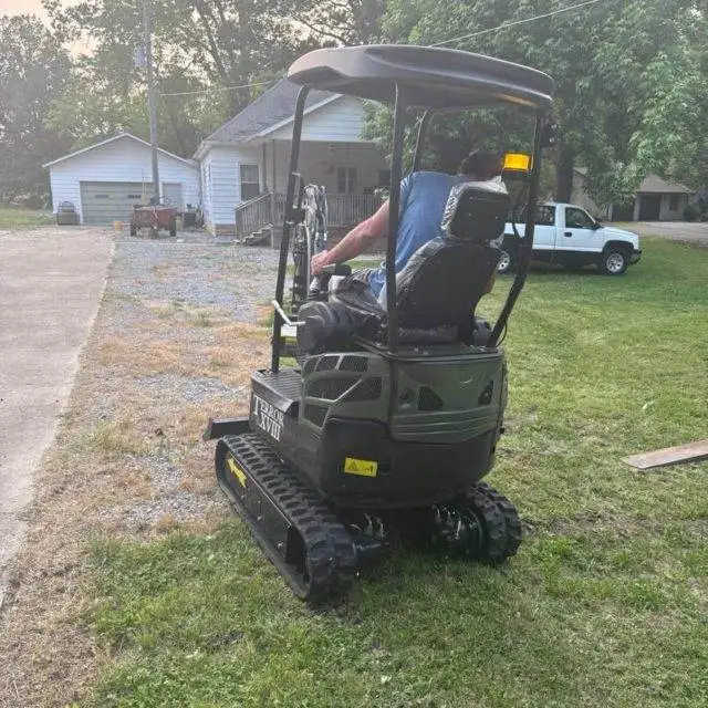 Customer with excavator