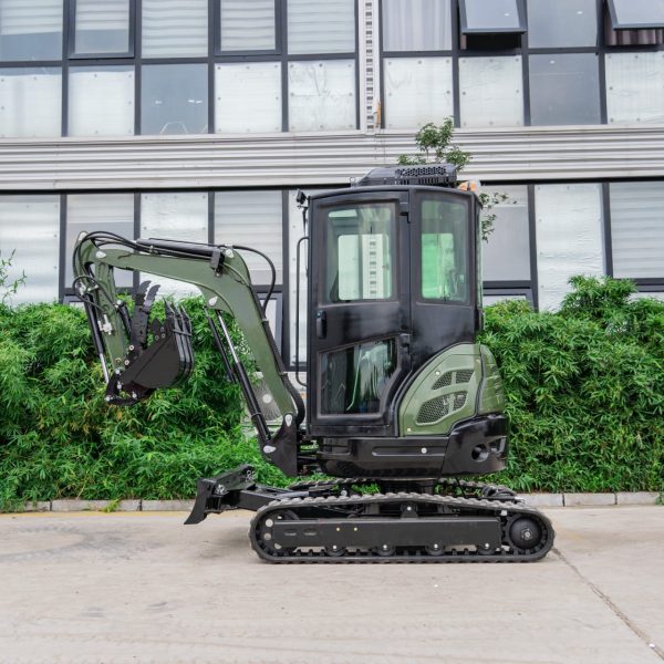 TYPHON TERROR XXV Diesel Mini Excavator 2.7 Ton 25.1 HP