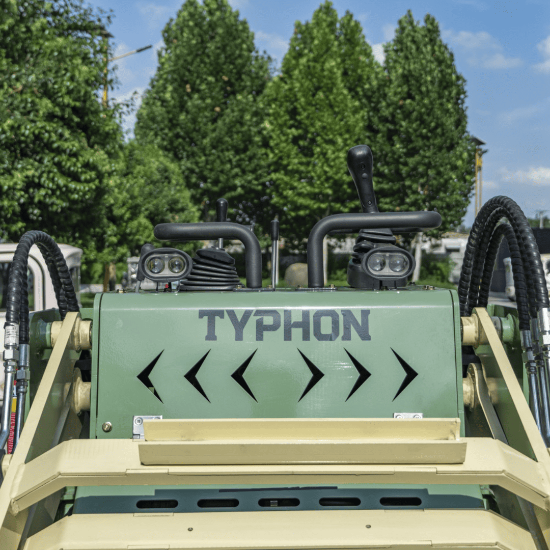 Top Compact & Mini Excavator Diggers- TYPHON Machinery Typhon Stomp V950 Mini Skid Steer Track Loader - Konstructz Series 1.5 Ton 25HP Kubota D1105 Engine - Image 10