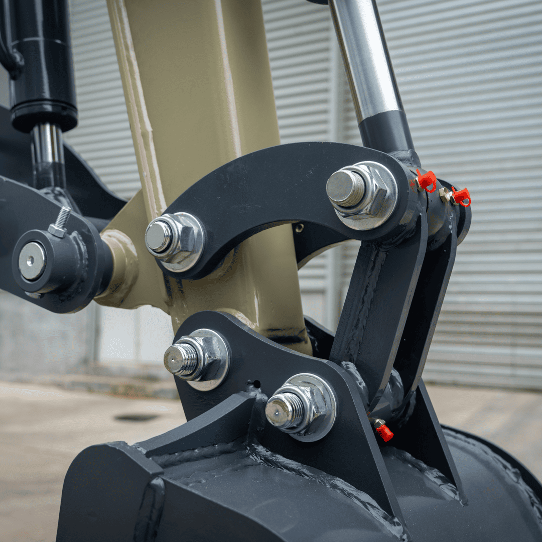 Top Compact & Mini Excavator Diggers- TYPHON Machinery TYPHON TERROR XVII PRO 3800 lb Mini Excavator, EPA Certified Kubota D902 Diesel Power with Integrated Hydraulic Oil Cooler & Swing Boom - Image 14