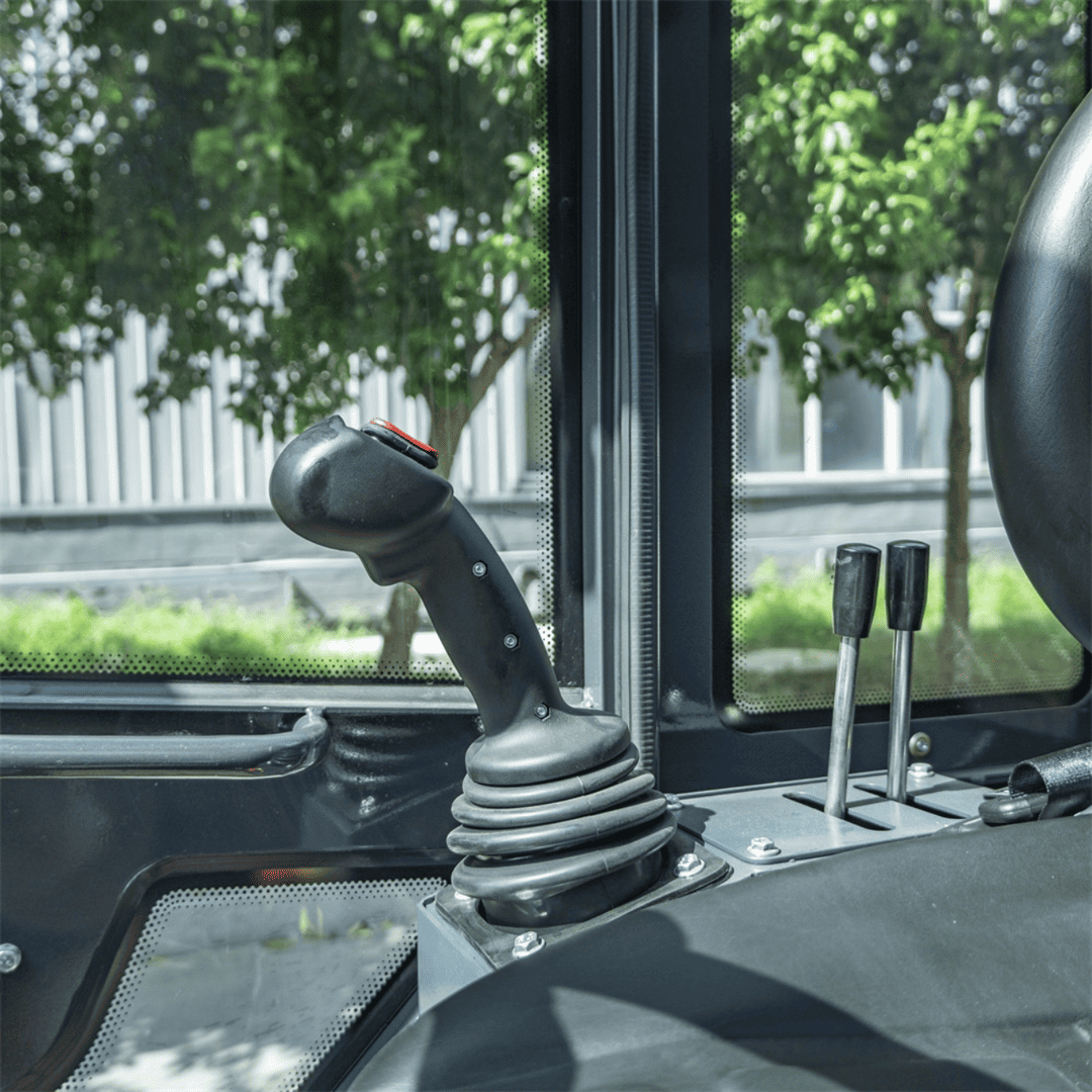 Top Compact & Mini Excavator Diggers- TYPHON Machinery TYPHON Telescopic SKOOP Wheel Loader Cabin Version Kubota D1105 Diesel Engine 1 Ton Max Load Capacity AC & Heater Cabin - Image 23